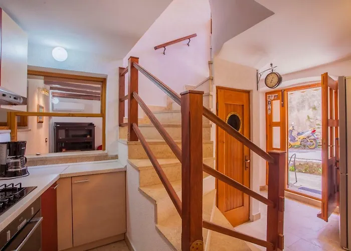 Rialto With Private Parking *