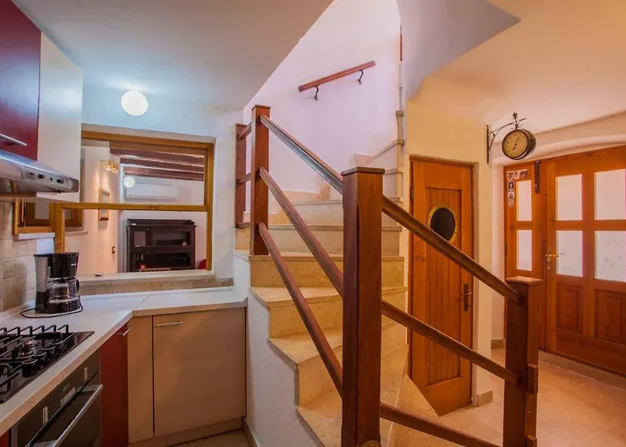 Rialto With Private Parking * كريس