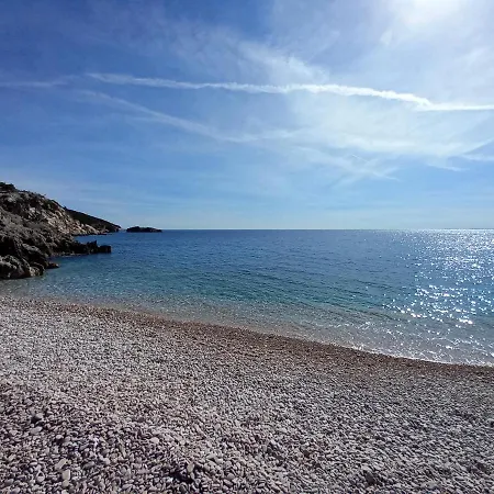 Rialto With Private Parking *